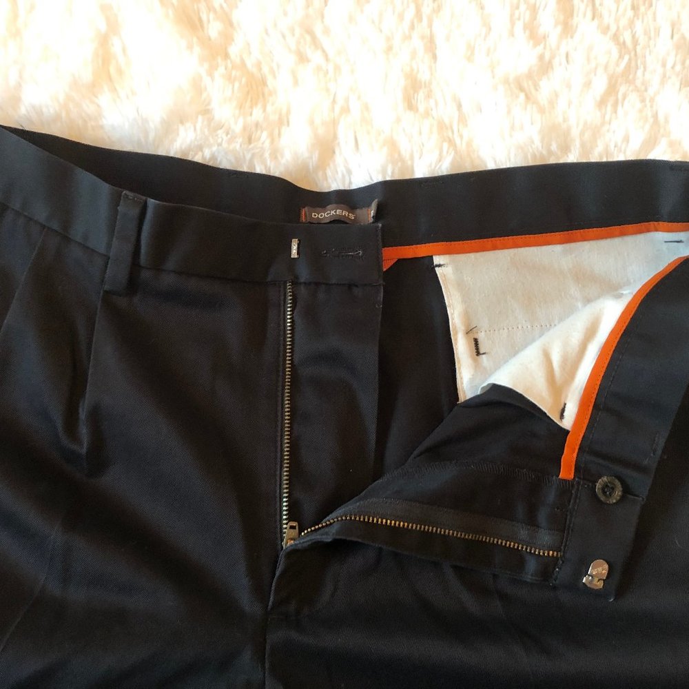 Dockers men's black dress pants